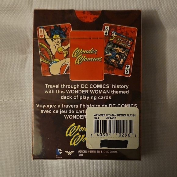 DC Comics Wonder Woman Playing Cards - Red, Blue, Yellow - Picture 2 of 2